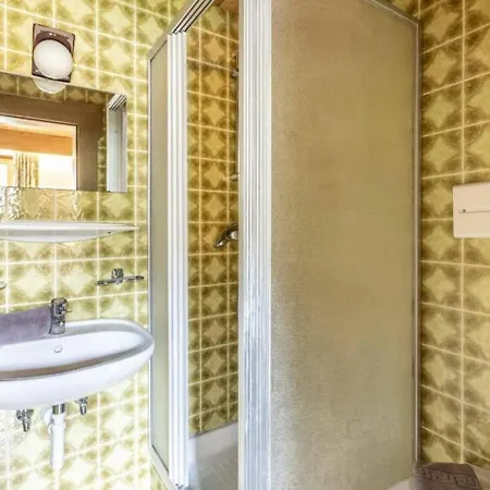 Elisabeth גרלוס