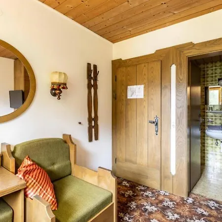 Elisabeth גרלוס