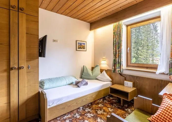 Elisabeth Отель 3*