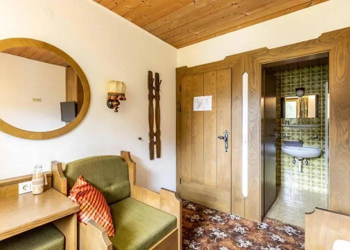 Elisabeth Герлос